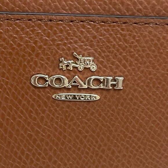 Classic Women's Coach Wallet #F52648 Crossgrain Leather Zip Around Brown - Picture 2 of 13
